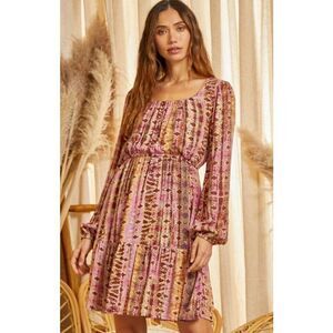 SAVANNA JANE DRESS SHADES OF PURPLE SIZE M NWT